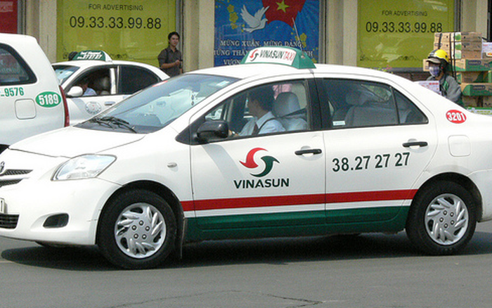 dịch vụ quảng cáo trên xe taxi vinasun